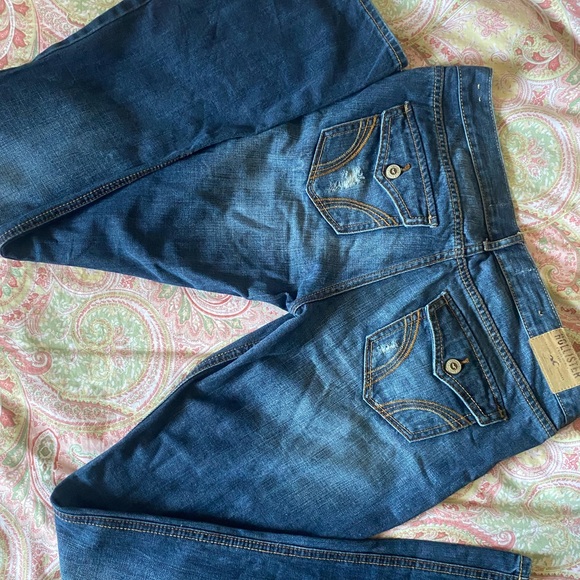 Hollister Denim - ITEM SOLD!!💝